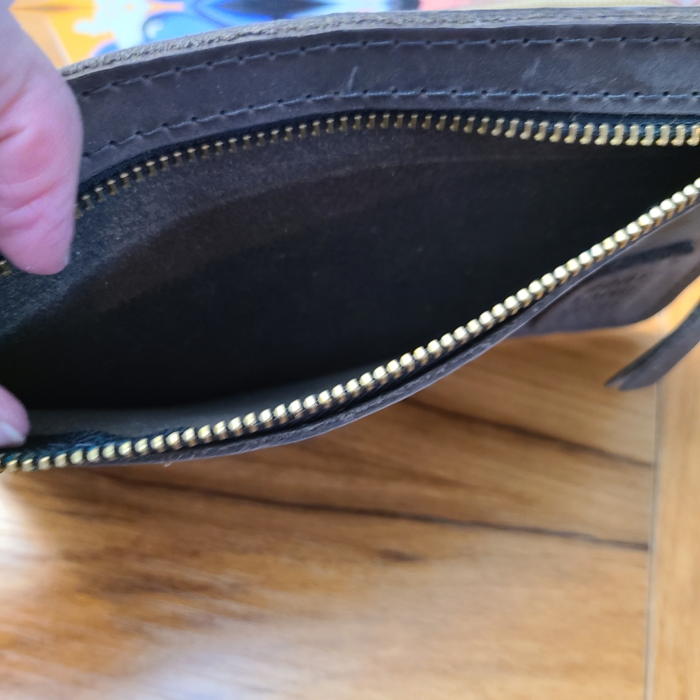 Portland Leather Men's Brown Leather Pouch - Picture 5 of 5